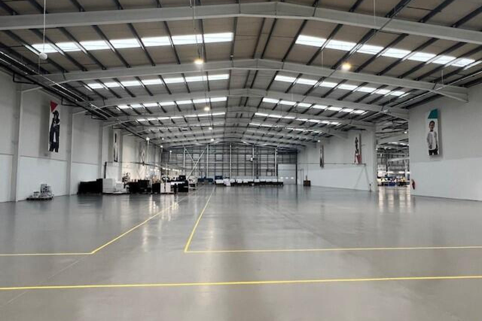 Discovery Antar Feb26 03